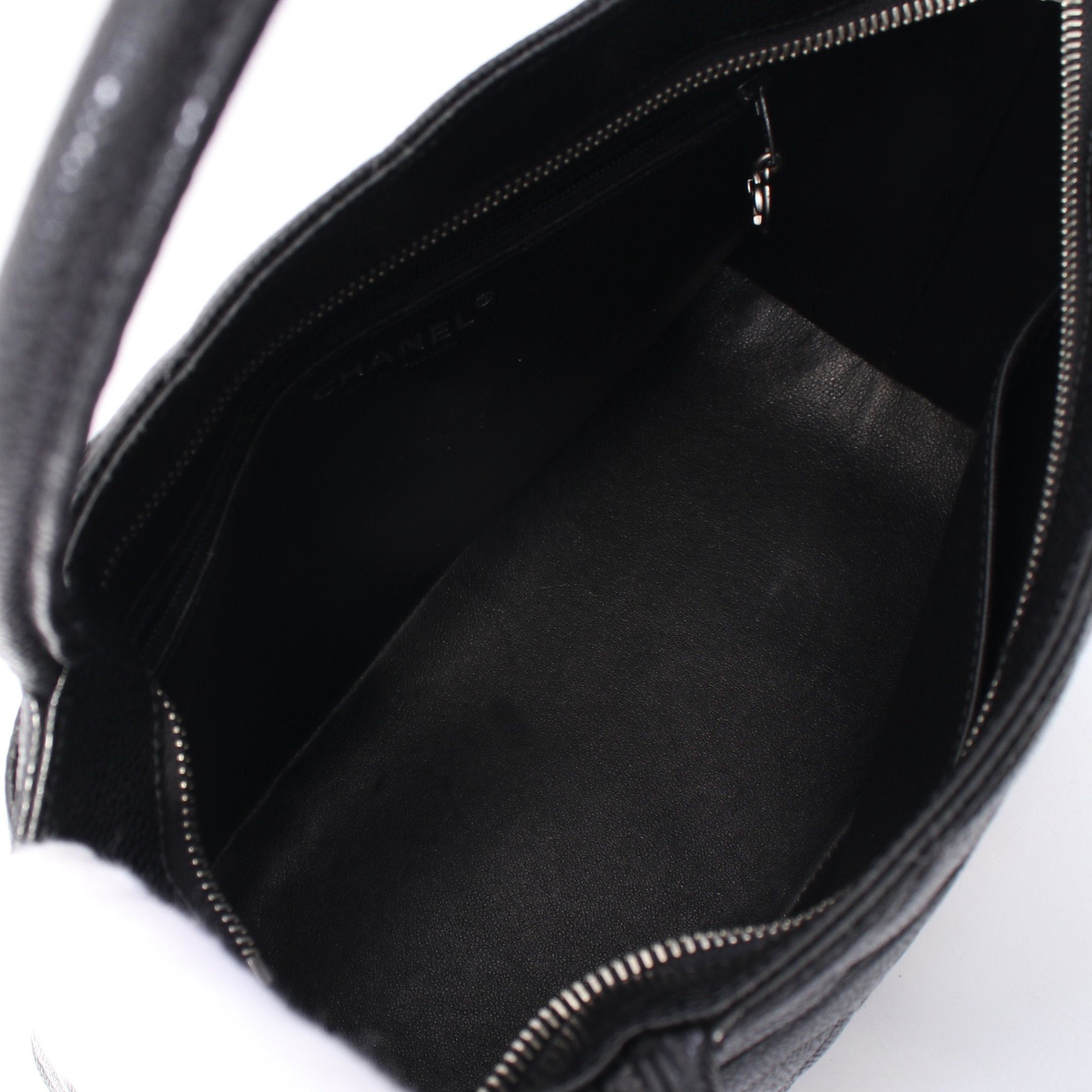 Chanel Chanel Reissue Tote Handbag Bag Caviar Skin Black Silver Hardware Size ONE SIZE - 3 Thumbnail