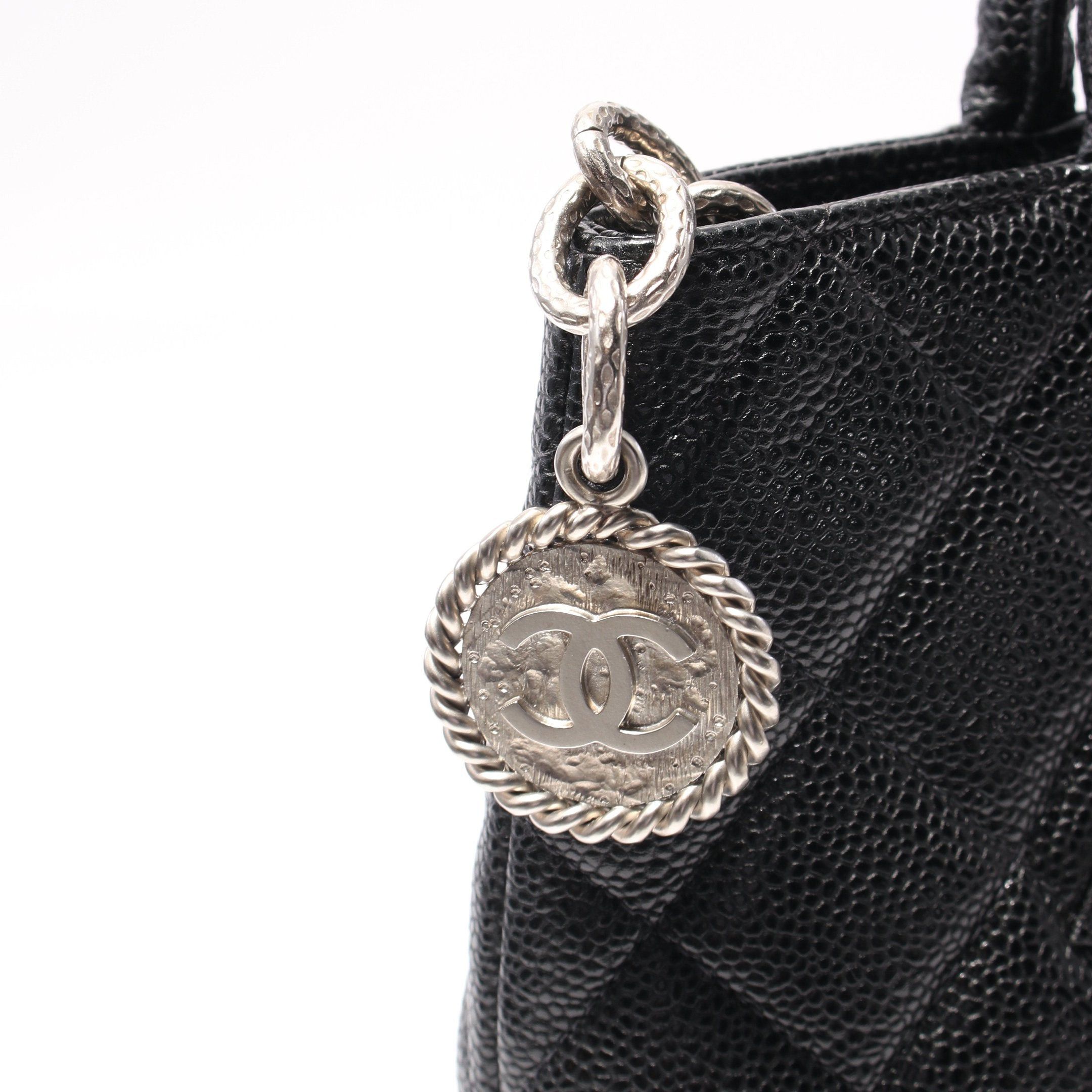 Chanel Chanel Reissue Tote Handbag Bag Caviar Skin Black Silver Hardware Size ONE SIZE - 9 Thumbnail
