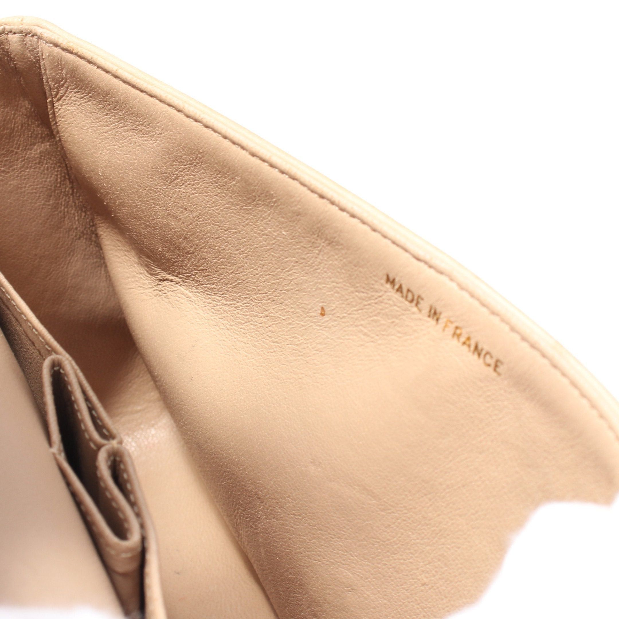 Chanel Chanel Matelasse Double Flap Chain Shoulder Bag Lambskin Beige Gold Hardware Size ONE SIZE - 11 Thumbnail