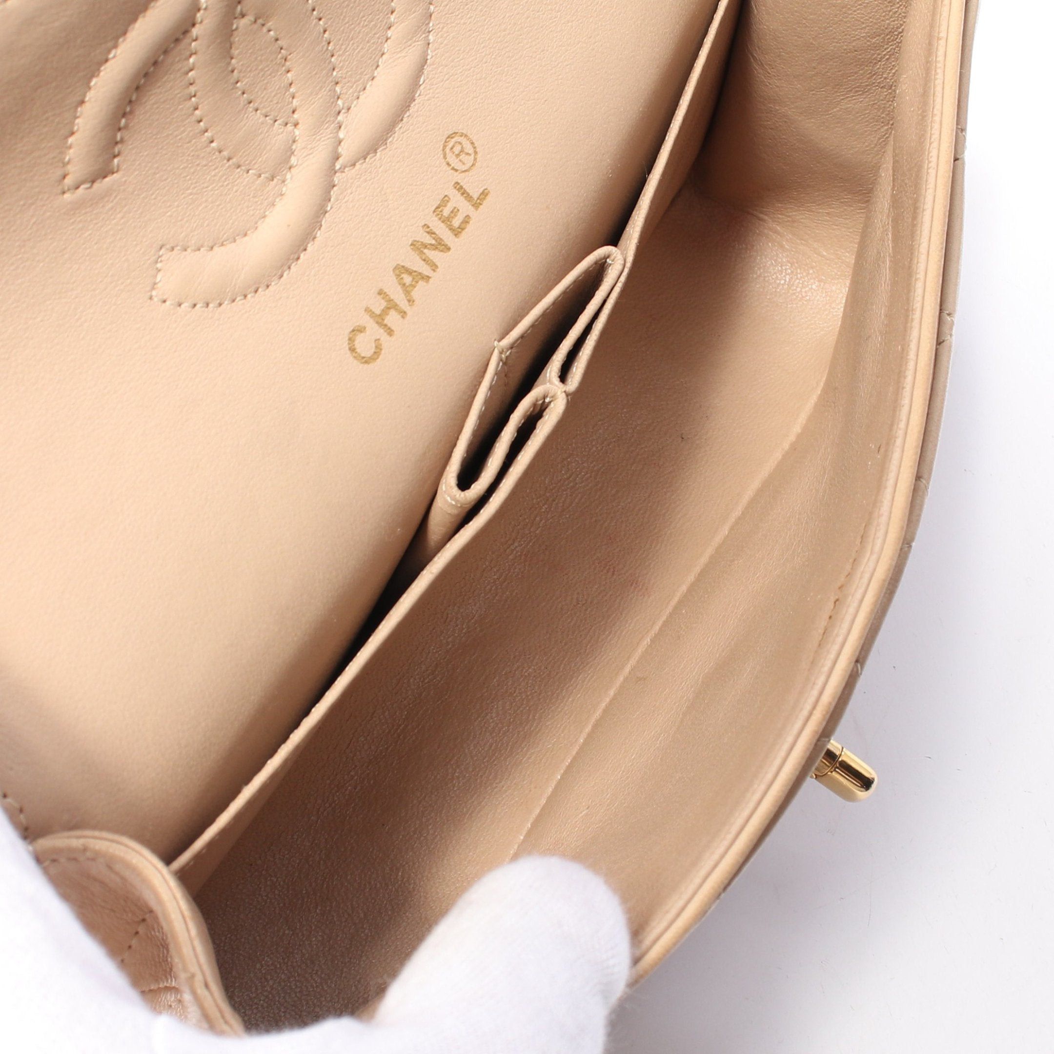 Chanel Chanel Matelasse Double Flap Chain Shoulder Bag Lambskin Beige Gold Hardware Size ONE SIZE - 3 Thumbnail