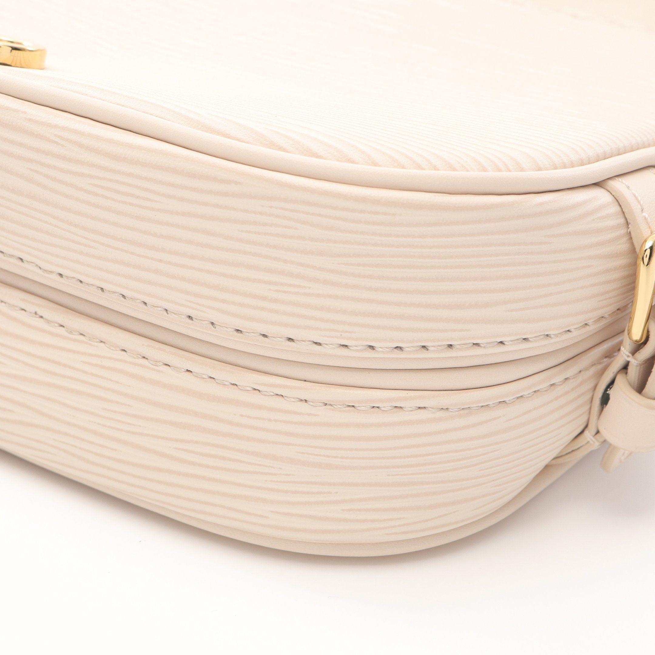 Louis Vuitton Louis Vuitton Saumur Bb Epi Quartz Handbag Leather Ivory Size ONE SIZE - 9 Thumbnail