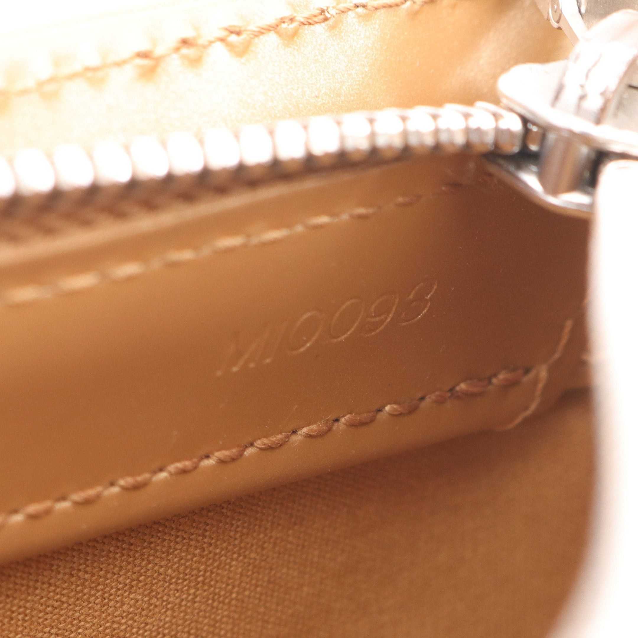 Louis Vuitton Louis Vuitton Fowler Monogram Mat Ambre Shoulder Bag Leather Gold Size ONE SIZE - 5 Thumbnail