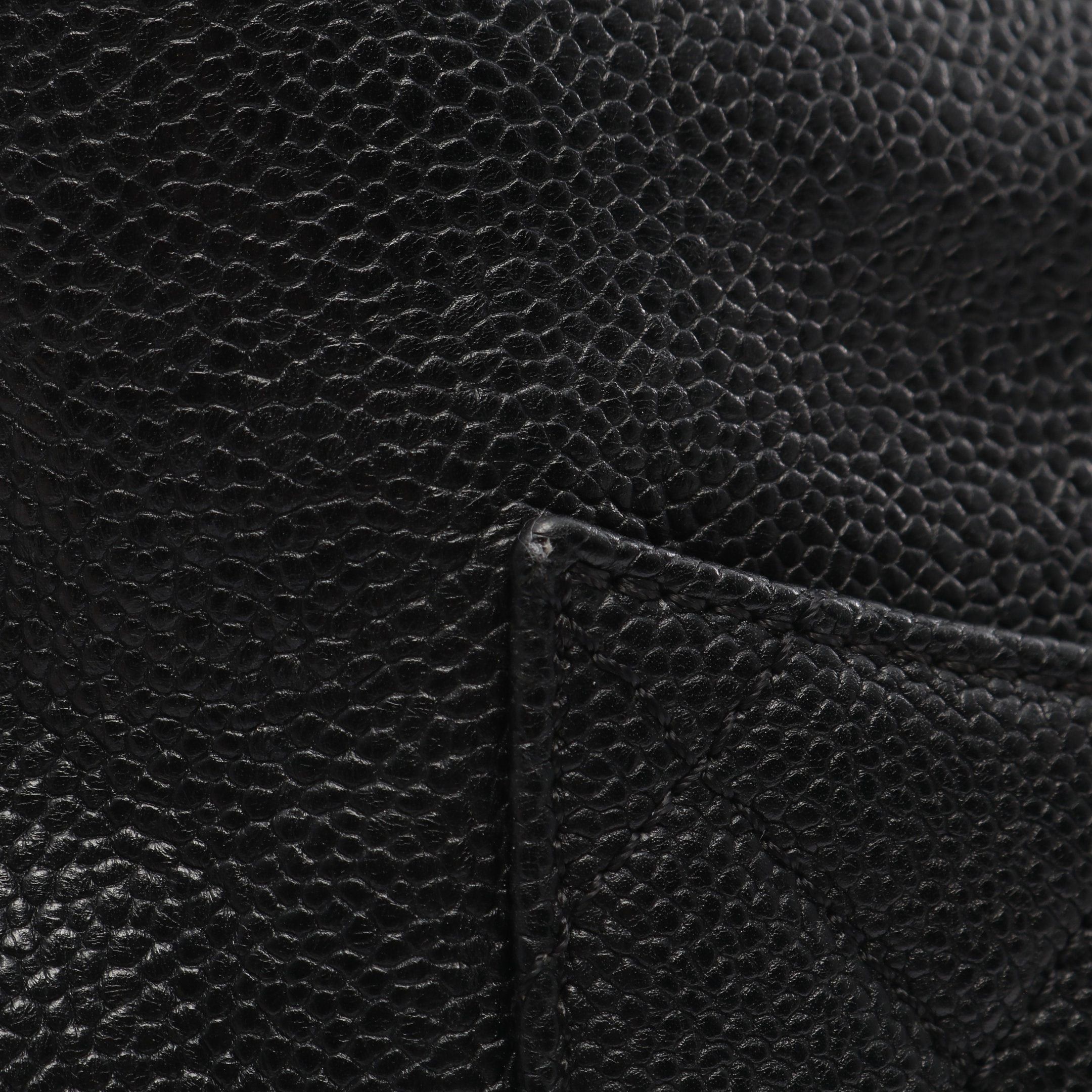 Chanel Chanel Matelasse Backpack Rucksack Caviar Skin Black Gold Hardware Size ONE SIZE - 9 Thumbnail