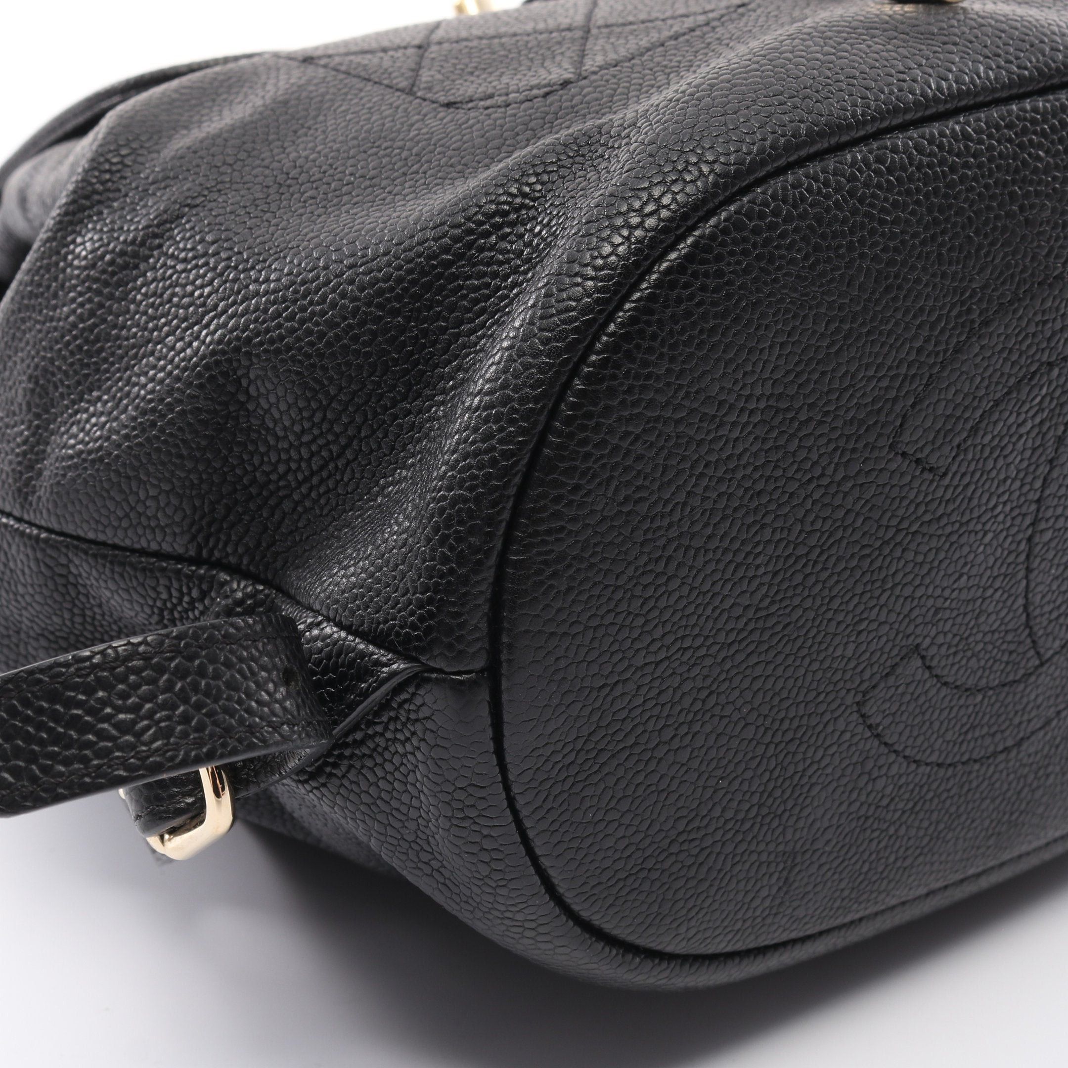 Chanel Chanel Matelasse Backpack Rucksack Caviar Skin Black Gold Hardware Size ONE SIZE - 6 Thumbnail