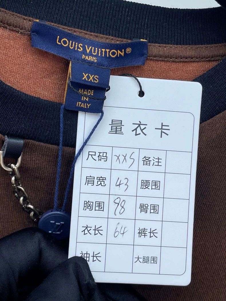 Louis Vuitton Louis Vuitton Chocolate Geometric Pattern Vest- DMC Size US XXS / EU 40 - 5 Thumbnail