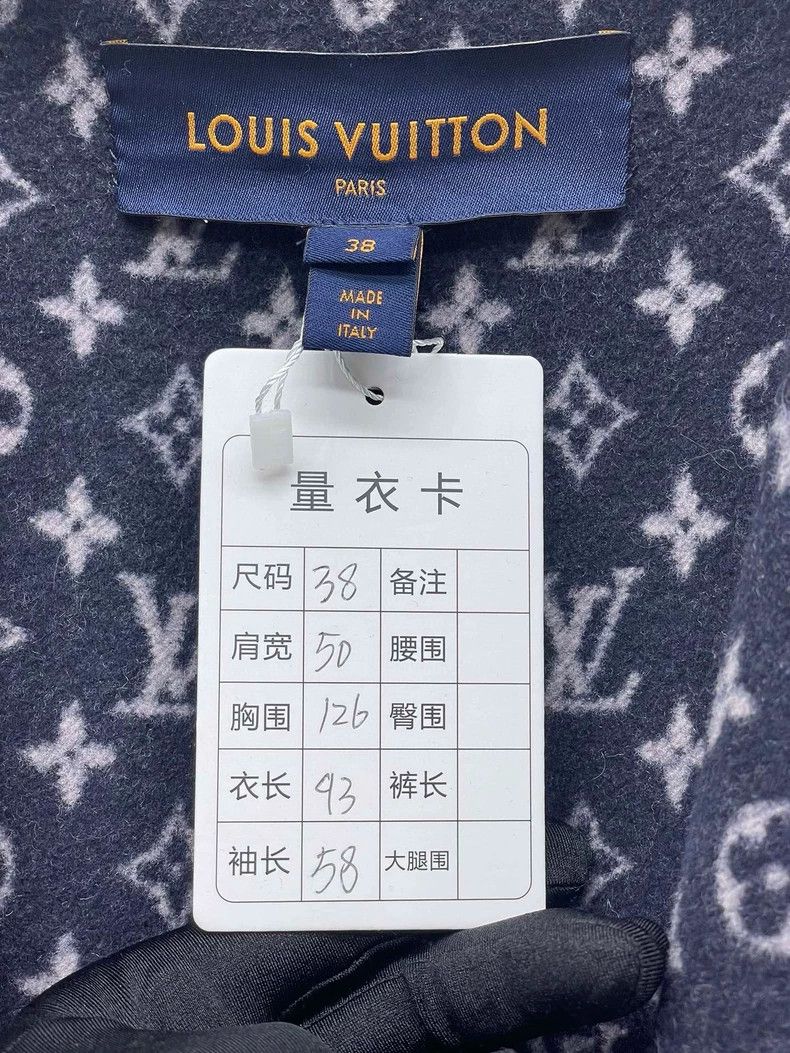 Louis Vuitton Long Blue Cashmere Bathrobe Coat- DMC Size US M / EU 48-50 / 2 - 5 Thumbnail