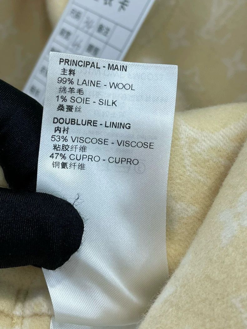Louis Vuitton LV Floral Bathrobe Coat- DMC Size US M / EU 48-50 / 2 - 8 Thumbnail