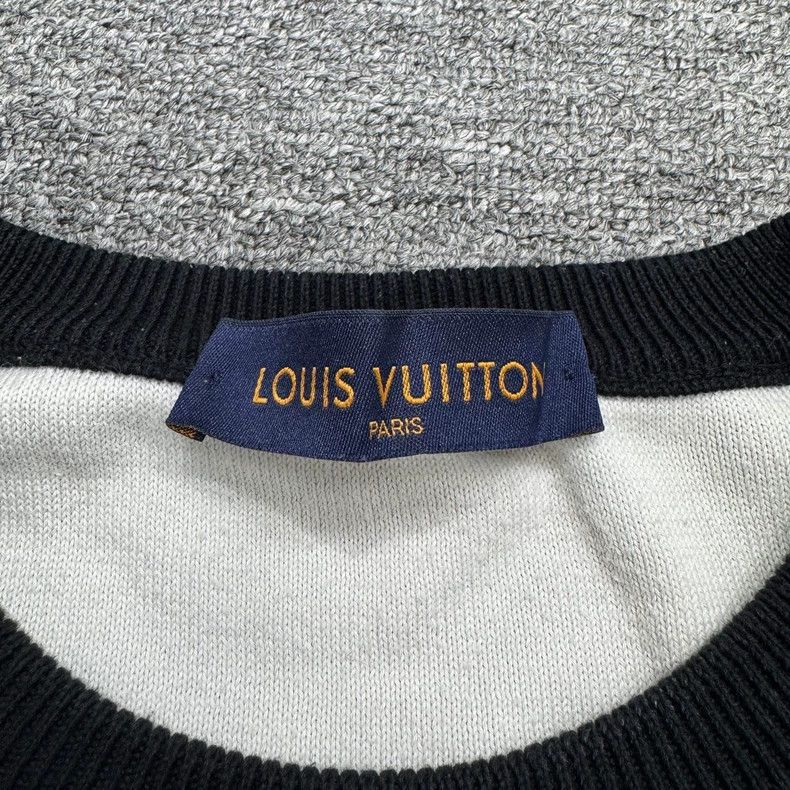 Louis Vuitton Louis Vuitton Black Gradient Sweatshirt- DMC Size US M / EU 48-50 / 2 - 2 Thumbnail