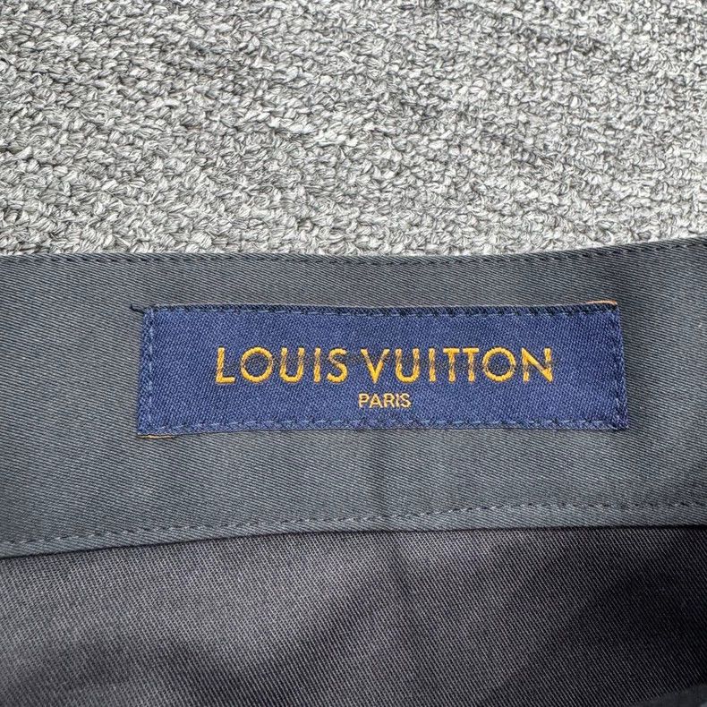 Louis Vuitton Louis Vuitton Cargo Pants with Pockets- DMC Size US 31 - 2 Thumbnail