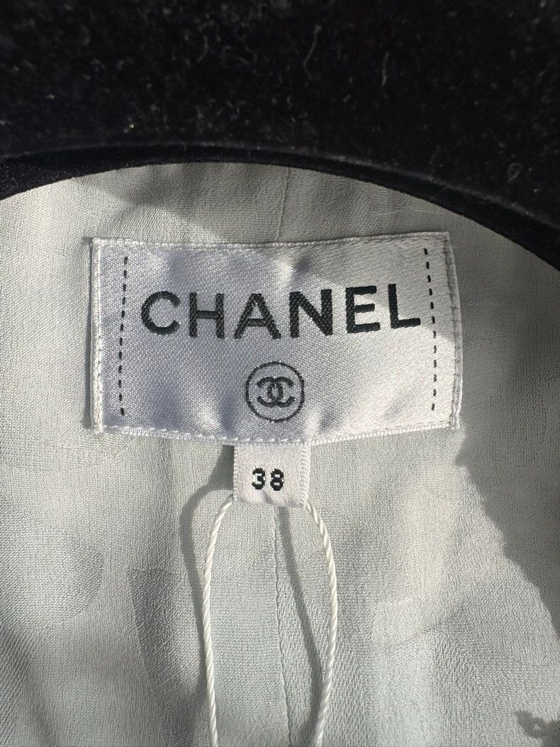 Chanel Chanel Long Tweed Vest Outerwear Garment- DMC Size US M / EU 48-50 / 2 - 4 Thumbnail