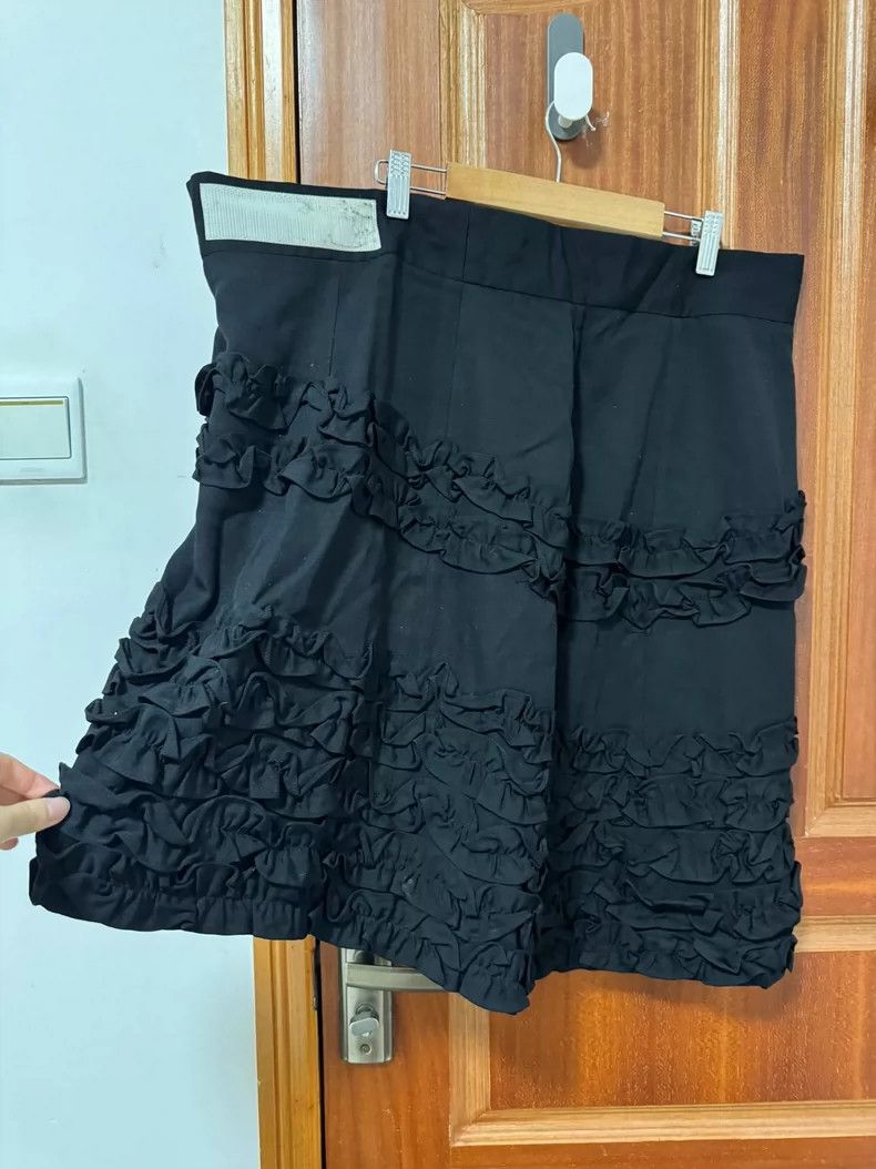 Comme des Garcons Comme des Garçons Black Asymmetrical Ruffled Skirt- DMC Size US 27 - 3 Thumbnail
