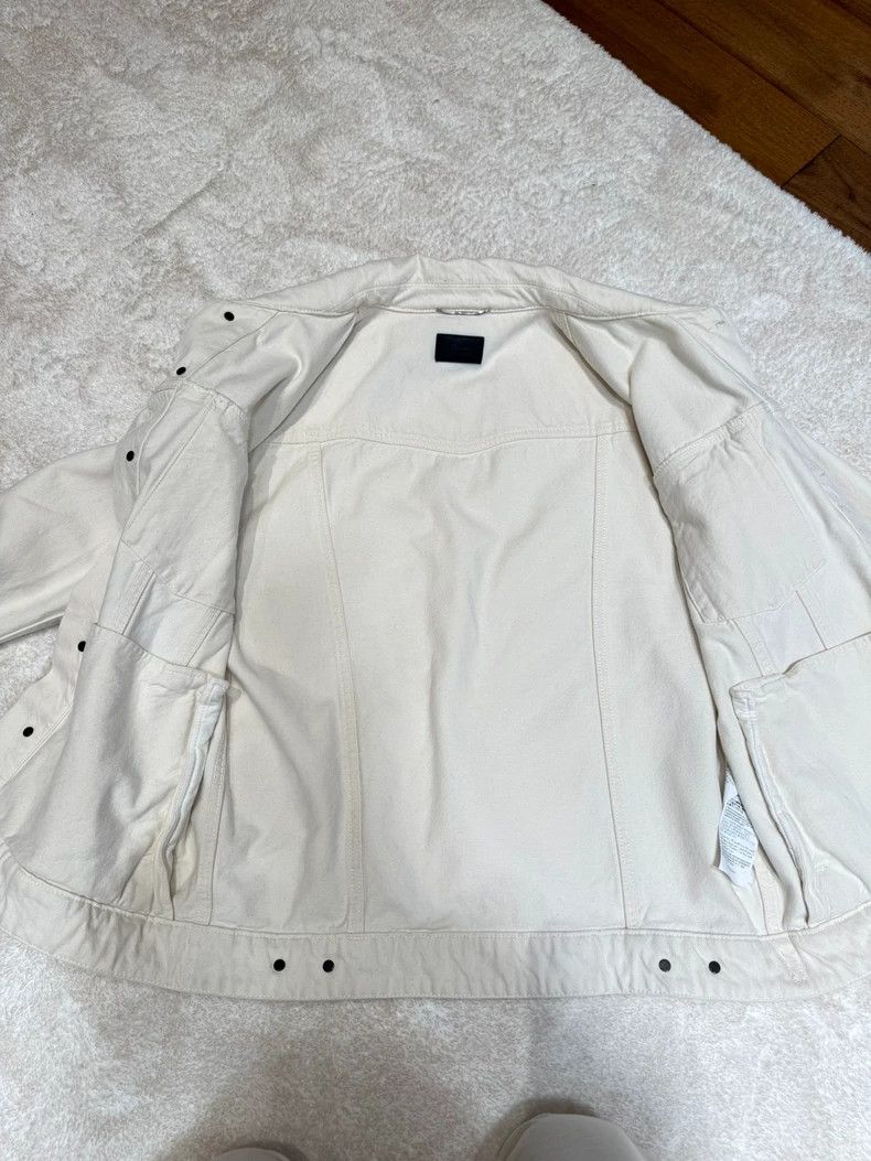 Yves Saint Laurent YSL White Denim Jacket for Men, Size 48- DMC Size US L / EU 52-54 / 3 - 6 Thumbnail