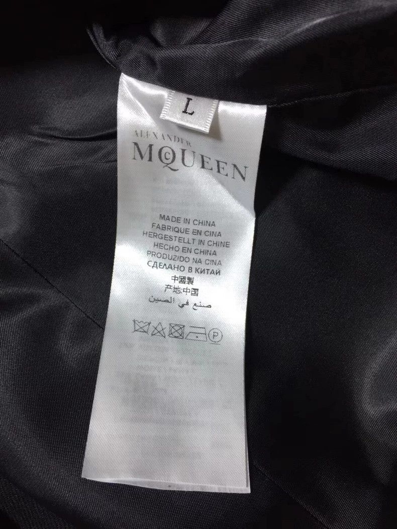 Alexander McQueen Elegant Black Blazer Suit for Spring 2021- DMC Size US L / EU 52-54 / 3 - 2 Thumbnail