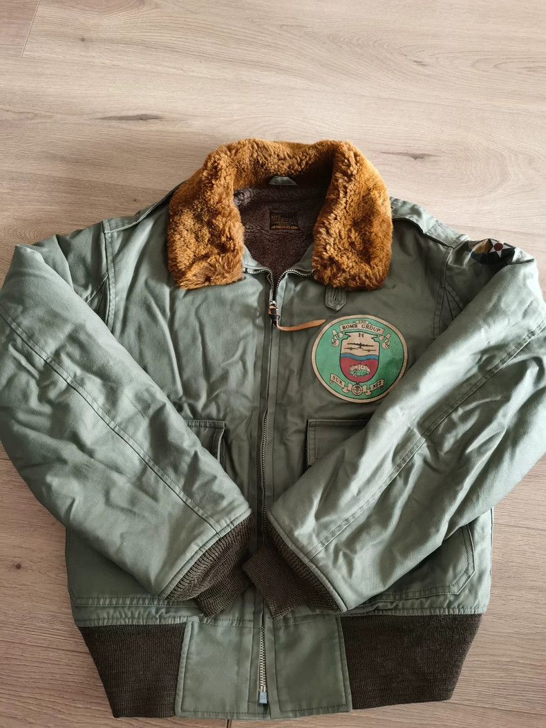 The Real McCoy's Classic Limited Edition B10 Jacket Size 38- DMC Size US S / EU 44-46 / 1 - 9 Thumbnail