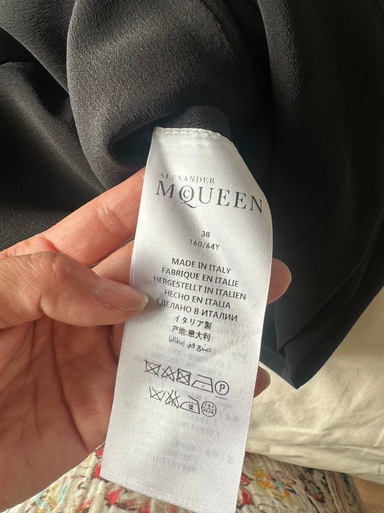 Alexander McQueen Alexander McQueen Black Midi Skirt Size 38- DMC Size US 38 / EU 54 - 6 Thumbnail