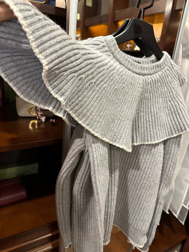 Alexander McQueen Alexander McQueen Gray Sweater with Ruffle Detail- DMC Size US XS / EU 42 / 0 - 2 Thumbnail