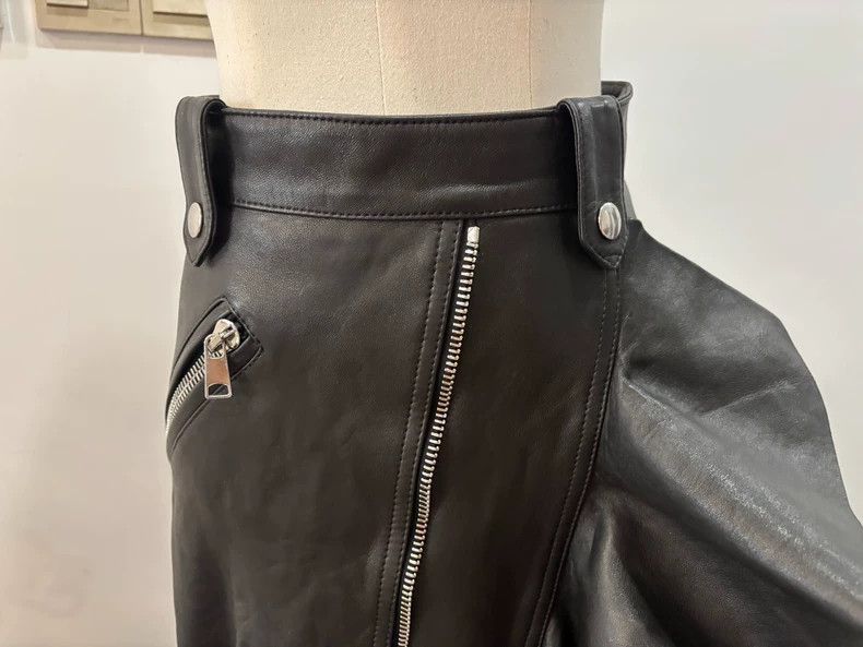 Alexander McQueen Black Leather Skirt with Ruffles and Zipper- DMC Size US 38 / EU 54 - 8 Thumbnail