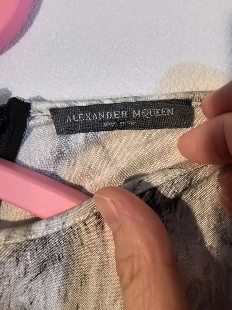 Alexander McQueen Alexander McQueen Long Sleeve Knit Dress- DMC Size US M / EU 48-50 / 2 - 3 Thumbnail