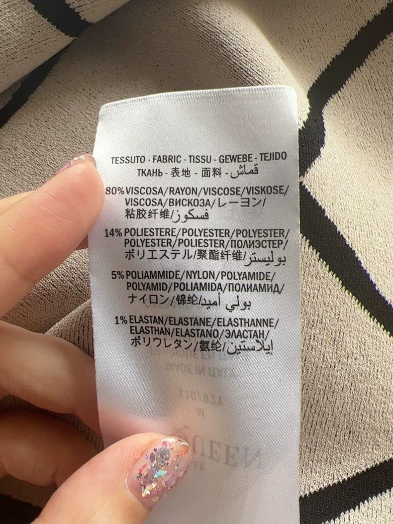 Alexander McQueen Alexander McQueen Dress with Embroidery Design- DMC Size US M / EU 48-50 / 2 - 3 Thumbnail