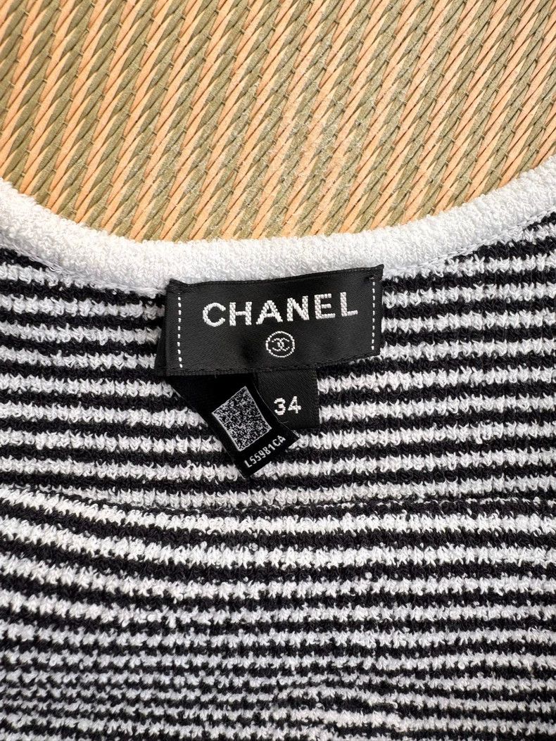 Chanel Chanel Striped Knit Sleeveless Crop Top- DMC Size US S / EU 44-46 / 1 - 5 Thumbnail