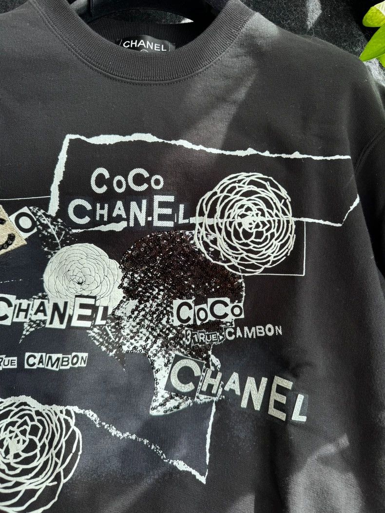 Chanel Chanel Black Graffiti Sweatshirt with Sequins- DMC Size US XS / EU 42 / 0 - 4 Thumbnail
