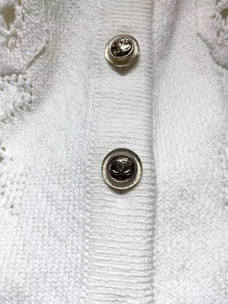 Chanel Chanel Lace Knit Cardigan with Button Closure- DMC Size US M / EU 48-50 / 2 - 3 Thumbnail