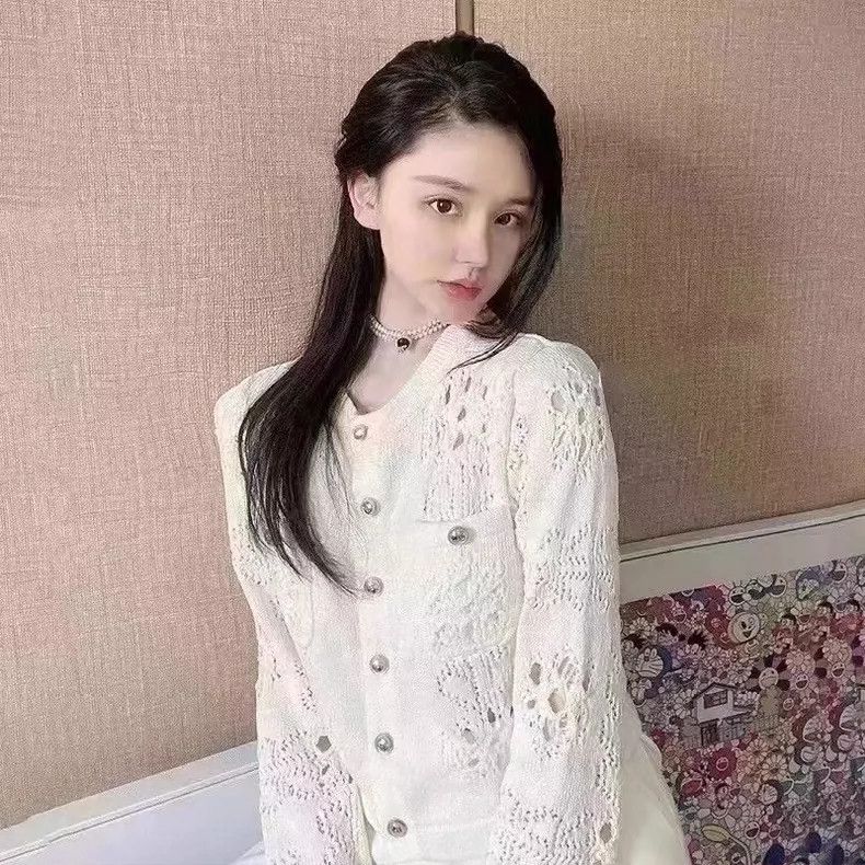 Chanel Chanel Lace Knit Cardigan with Button Closure- DMC Size US M / EU 48-50 / 2 - 7 Thumbnail