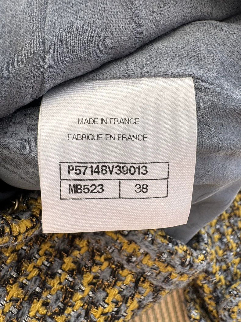 Chanel CHANEL Jacket in Yellow and Gray Colorblock- DMC Size US M / EU 48-50 / 2 - 6 Thumbnail