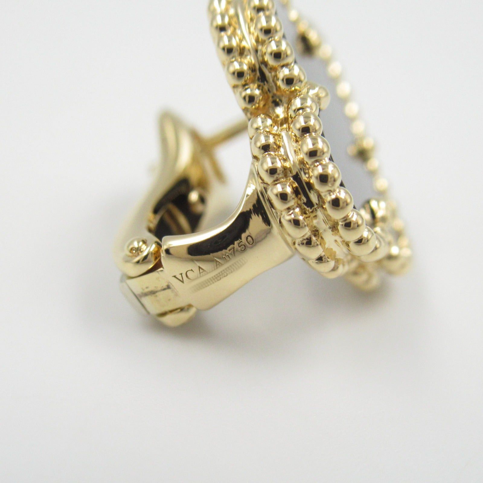 Van Cleef & Arpels Van Cleef Arpels Alhambra Earrings Onyx K18 (Yellow Gold) Black Size ONE SIZE - 4 Thumbnail