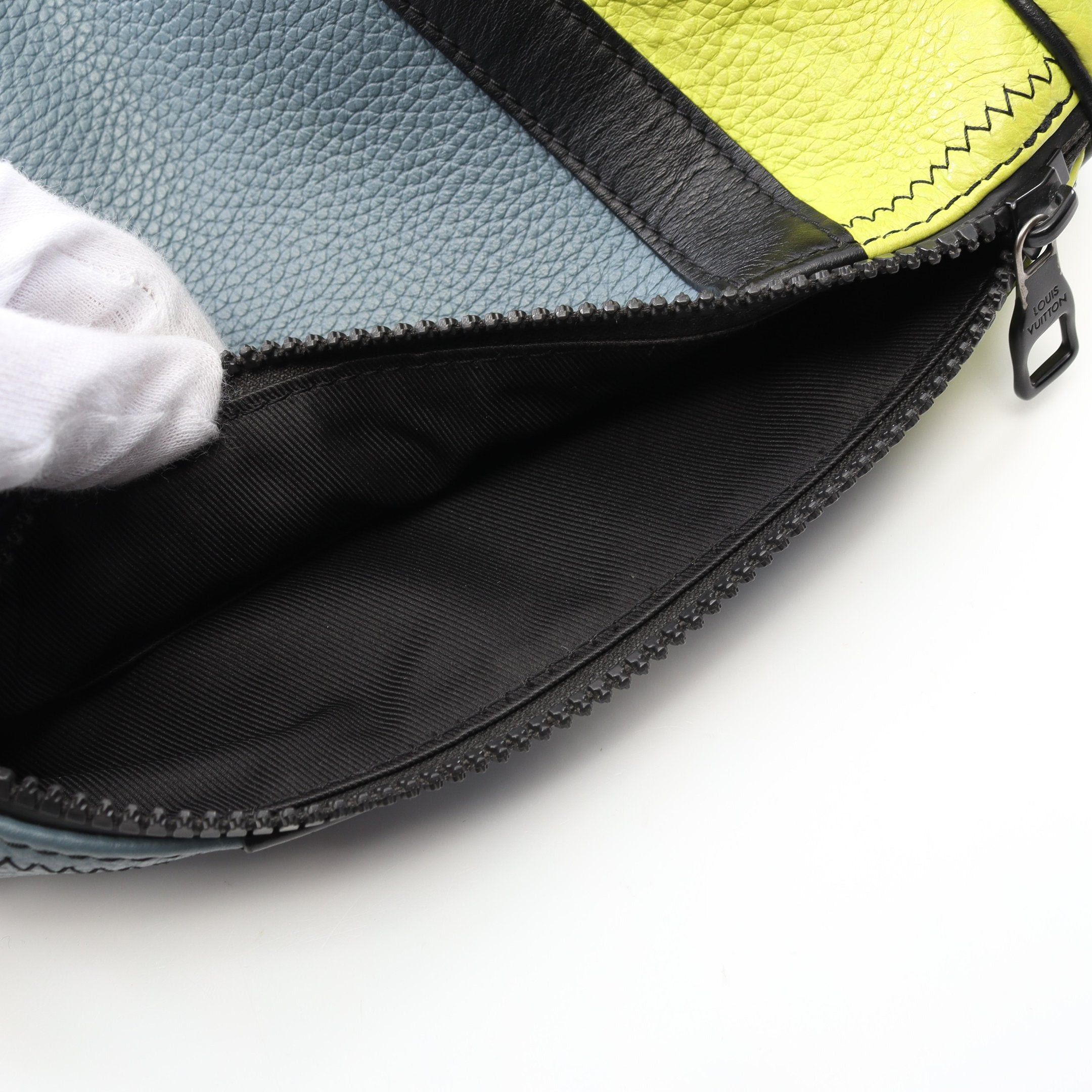 Louis Vuitton Louis Vuitton Porosion Shoulder Bag Leather Gray Yellow Multicolor Size ONE SIZE - 9 Thumbnail