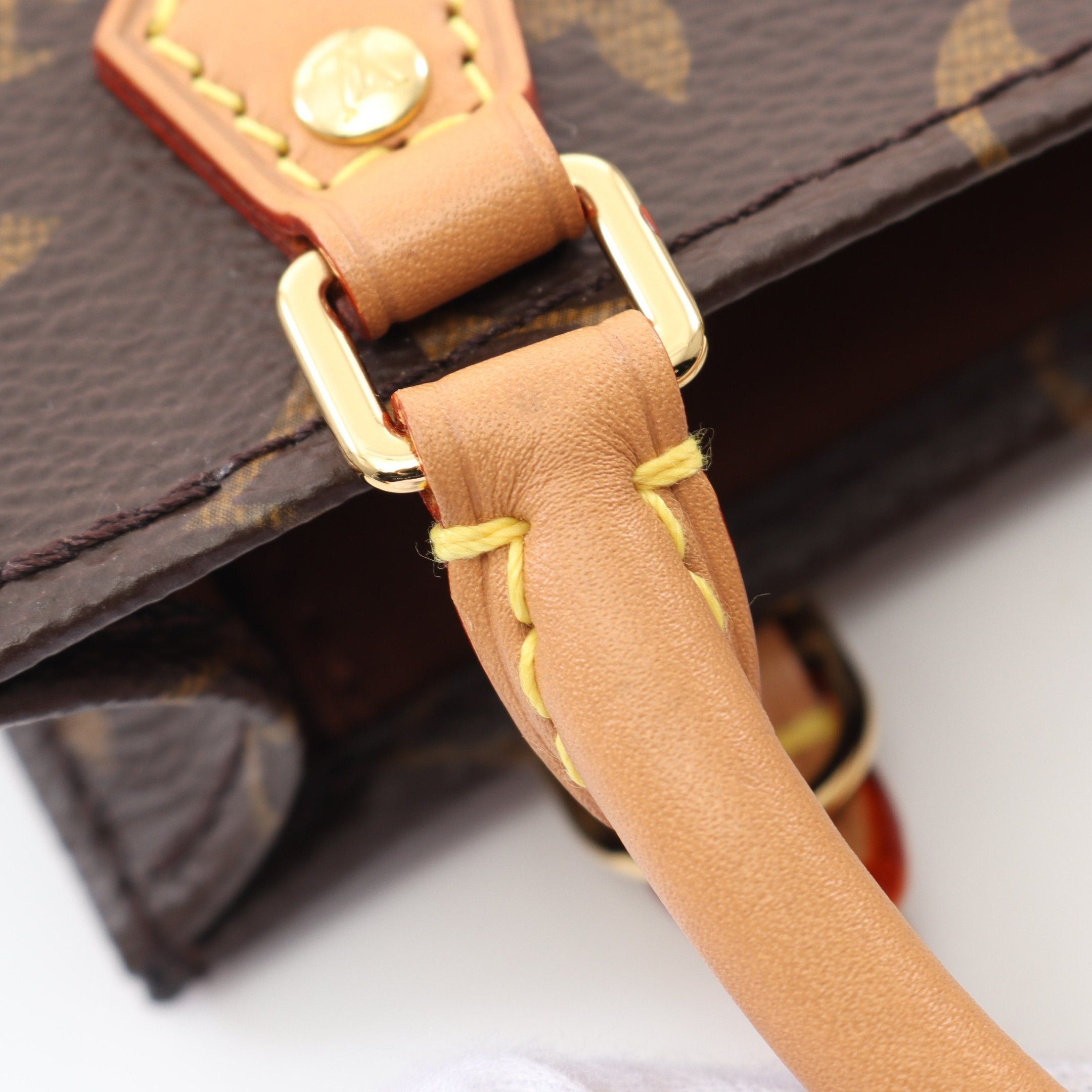 Louis Vuitton Louis Vuitton Petite Sac Plat Monogram Handbag Leather Brown Size ONE SIZE - 6 Thumbnail
