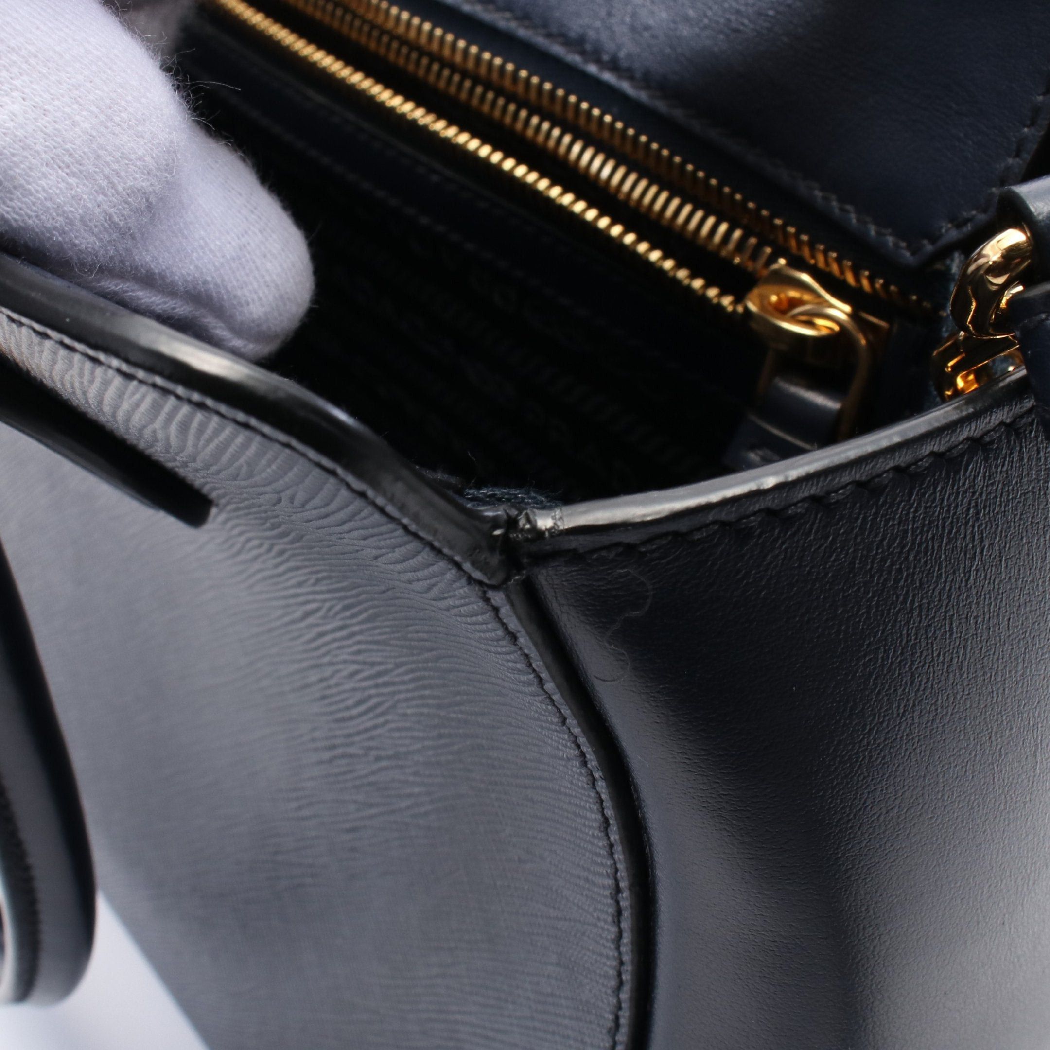 Prada Prada Saffiano Handbag Leather Navy Size ONE SIZE - 5 Thumbnail