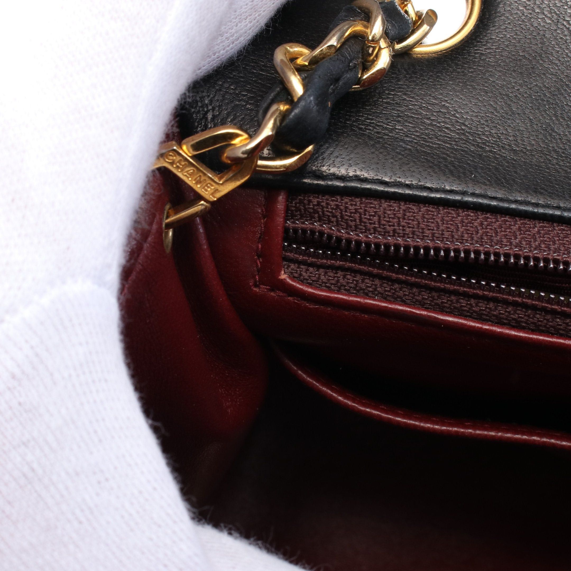 Chanel Chanel Mini Matelasse 20 Chain Shoulder Bag Lambskin Black Gold Hardware Size ONE SIZE - 6 Thumbnail