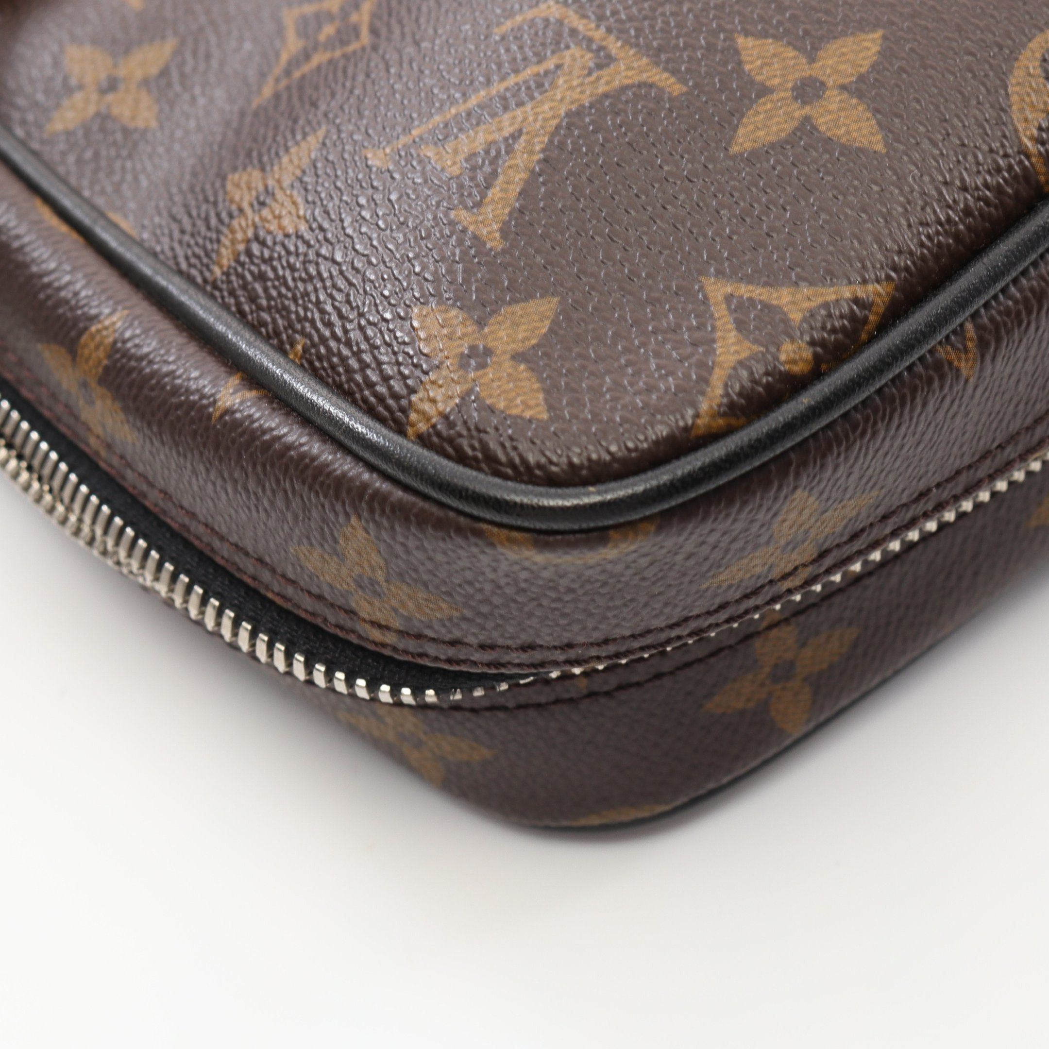 Louis Vuitton Louis Vuitton Porte Document Voyage Monogram Macassar Business Bag Briefcase Leather Brown Black Size ONE SIZE - 9 Thumbnail