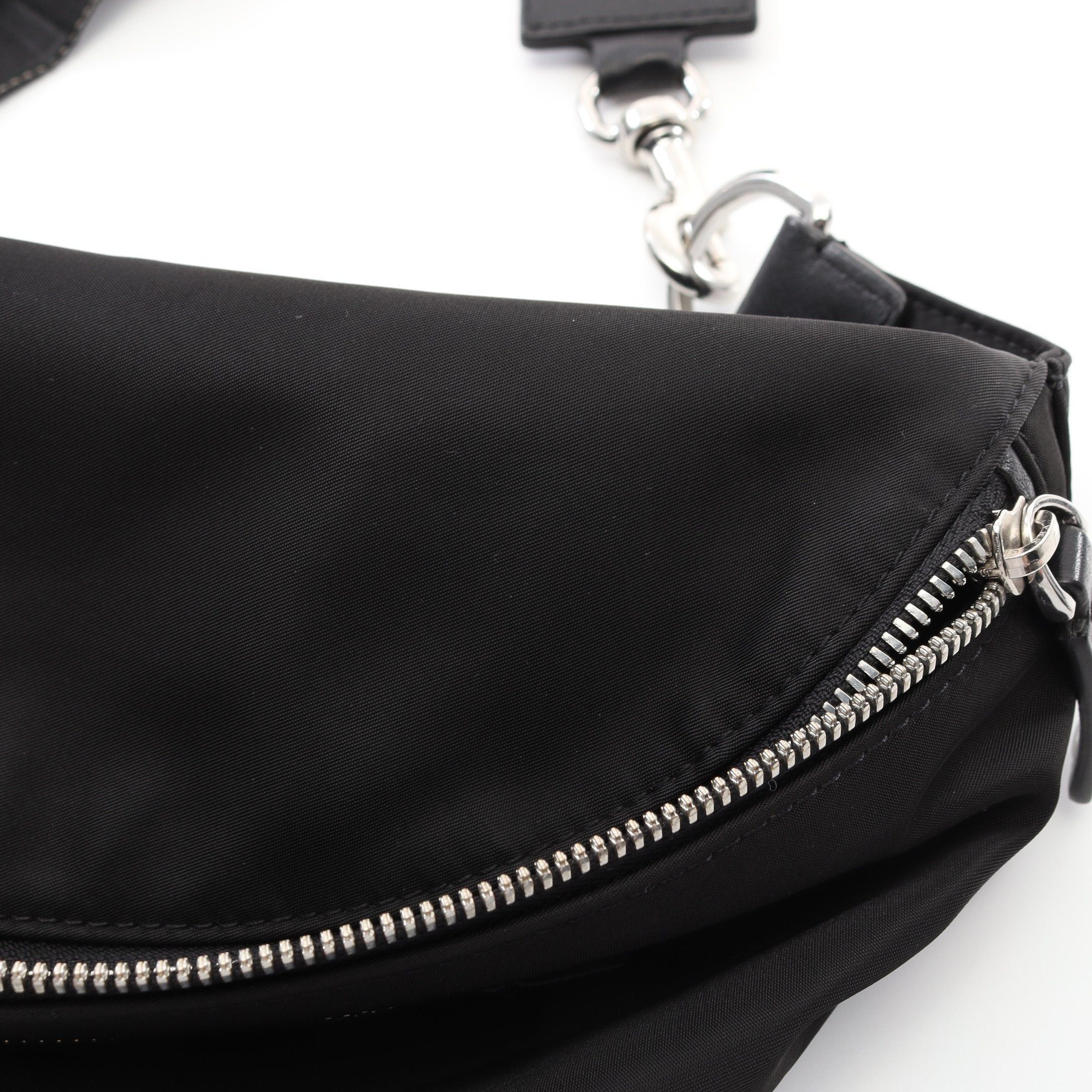 Valentino Valentino Rockstud Body Bag Waist Nylon Leather Black Size ONE SIZE - 5 Thumbnail