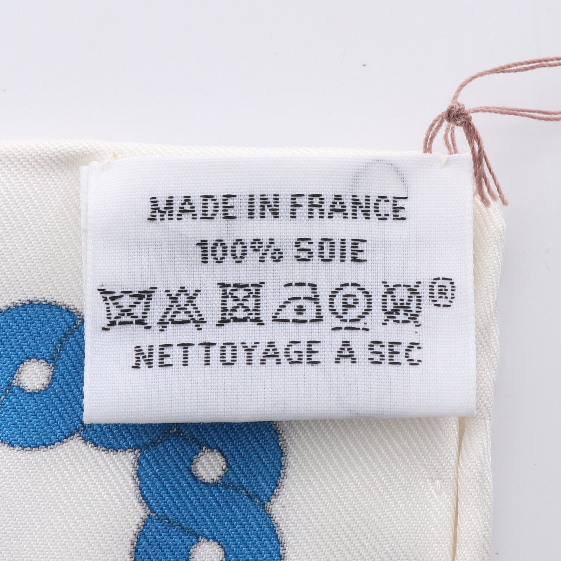 Hermes Hermes Carres 90 La Berline Bayadere Scarf Silk White Light Blue Multicolor Size ONE SIZE - 3 Thumbnail