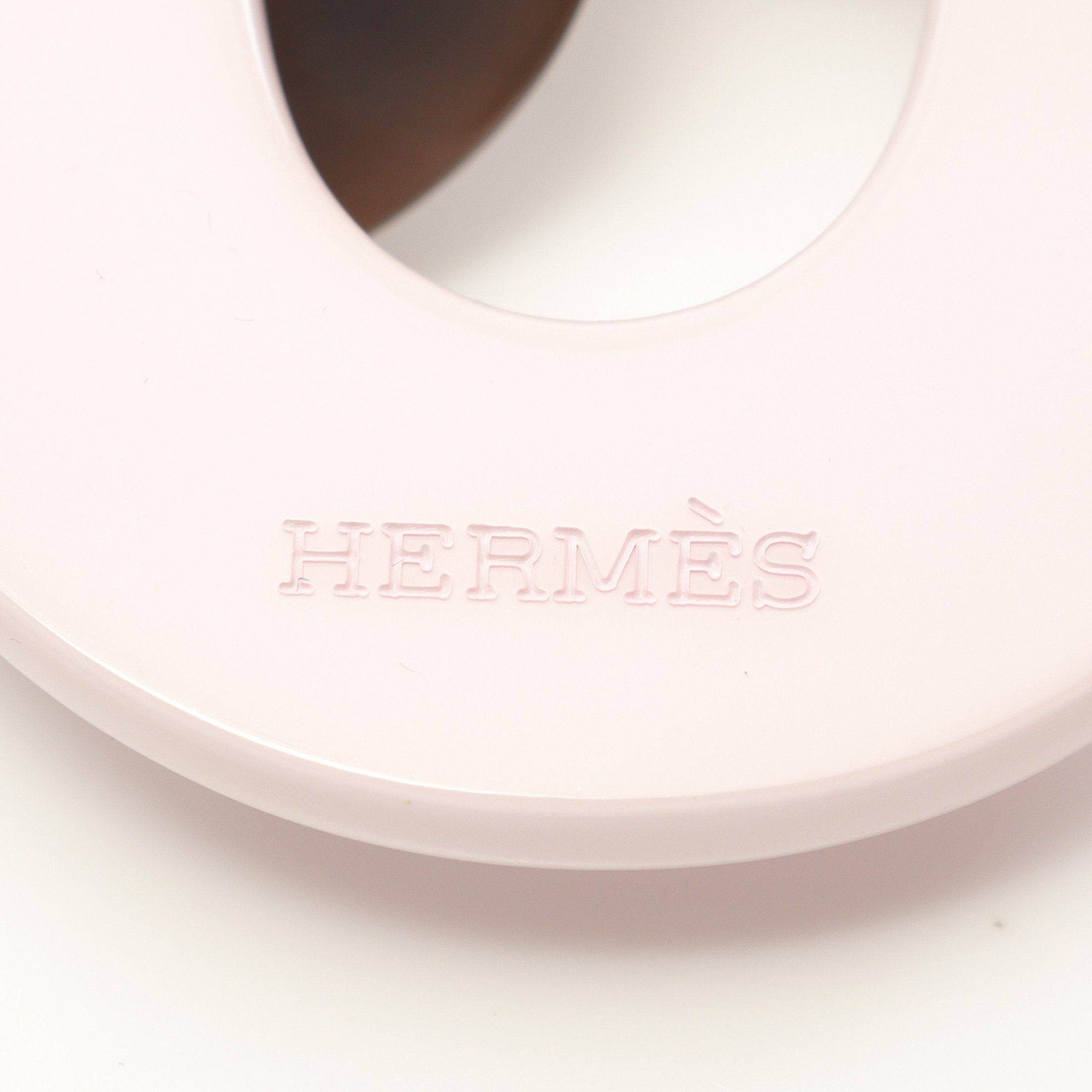 Hermes Hermes Calamba Necklace Buffalo Horn Leather Pink White Size ONE SIZE - 5 Thumbnail