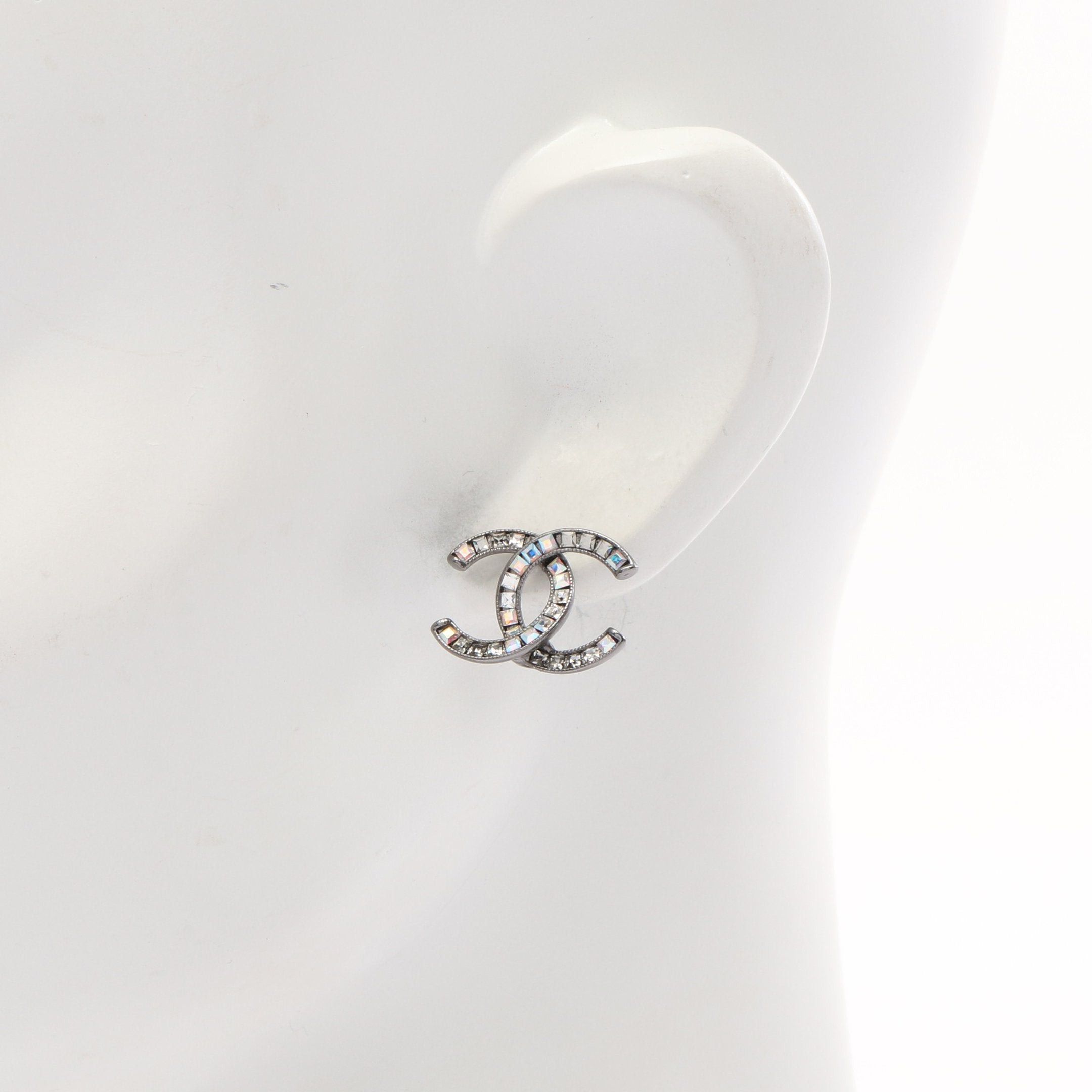 Chanel Chanel Coco Mark Earrings Rhinestone Silver Clear A15P Size ONE SIZE - 4 Thumbnail