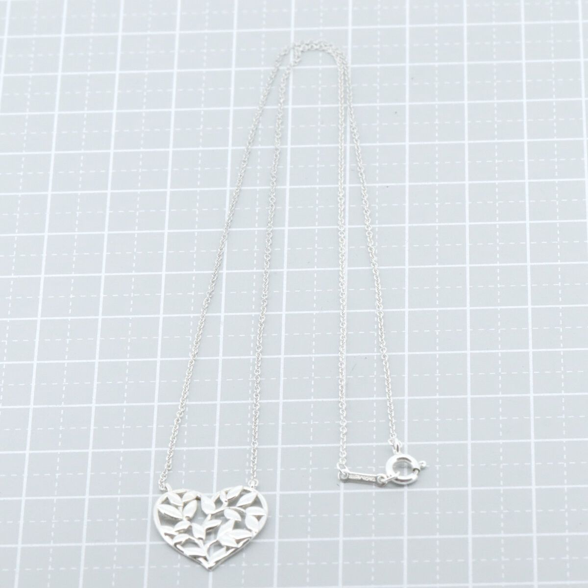 Tiffany & Co. Tiffany & Co. Tiffany Olive Leaf Heart AG925 Necklace Metal Necklace Size ONE SIZE - 6 Thumbnail