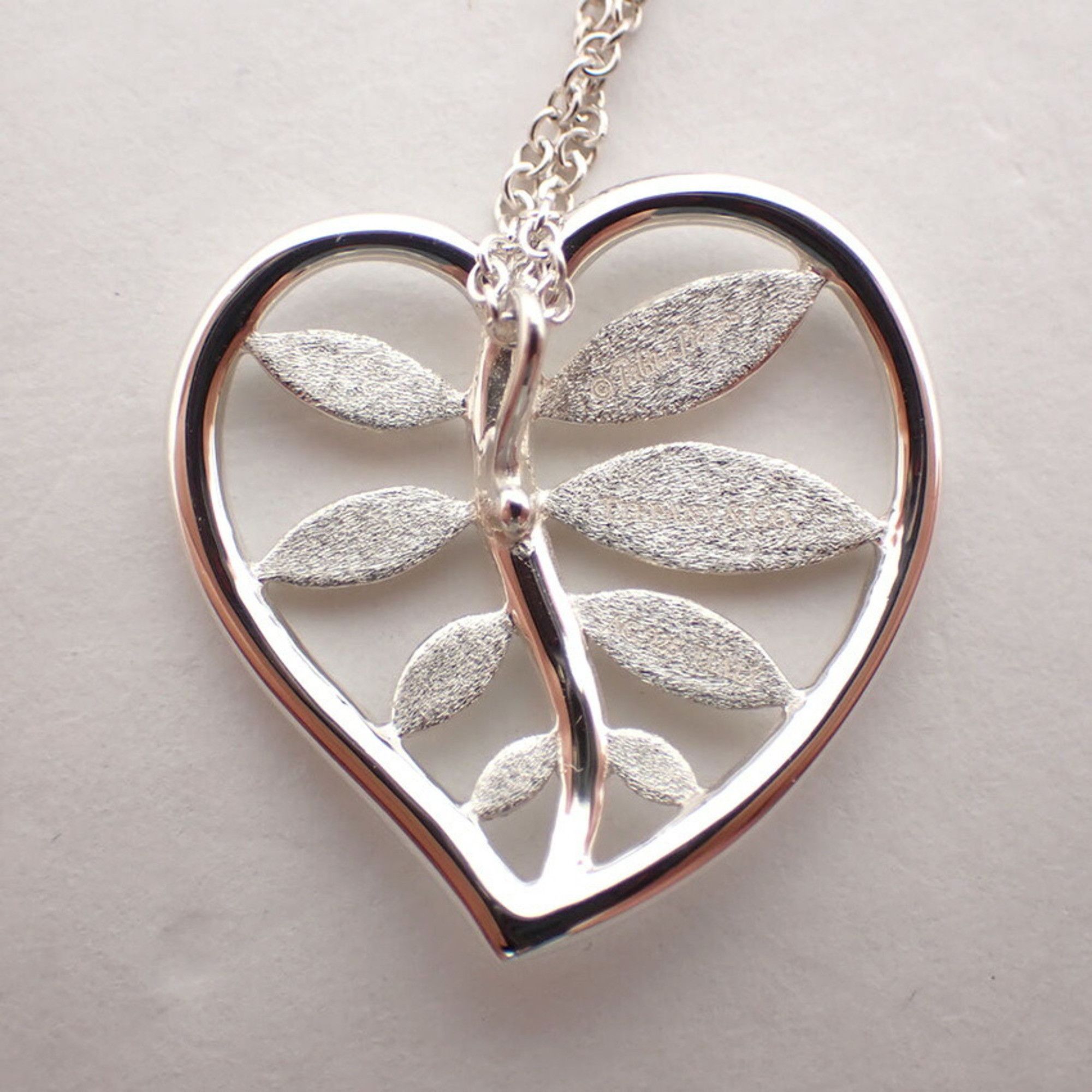 Tiffany & Co. Tiffany & Co Folded heart pendant Size ONE SIZE - 7 Thumbnail