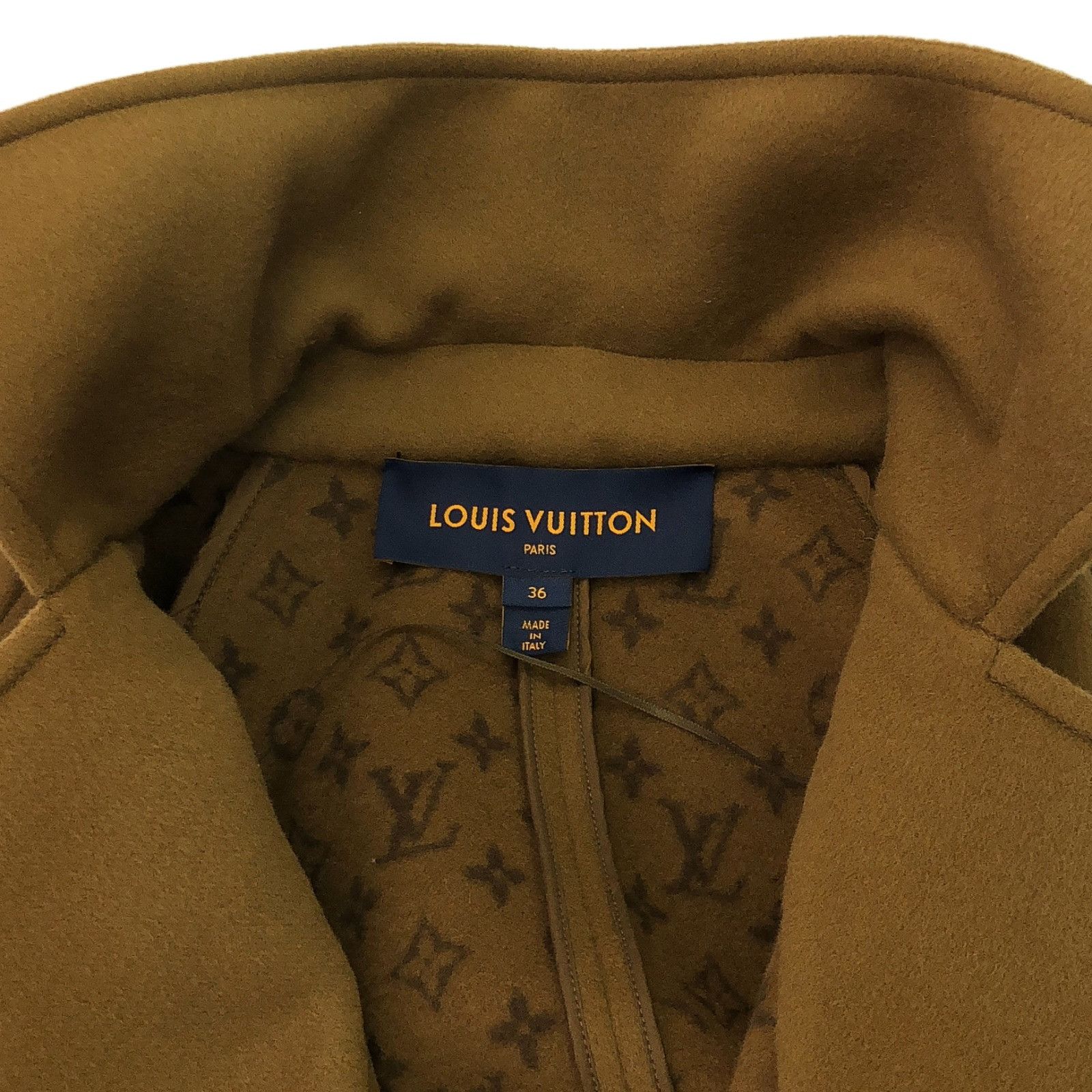 Louis Vuitton Louis Vuitton Louis Vuitton FNCO10QWE Wool Coat Others Outerwear FNCO10QWE Size ONE SIZE - 9 Thumbnail