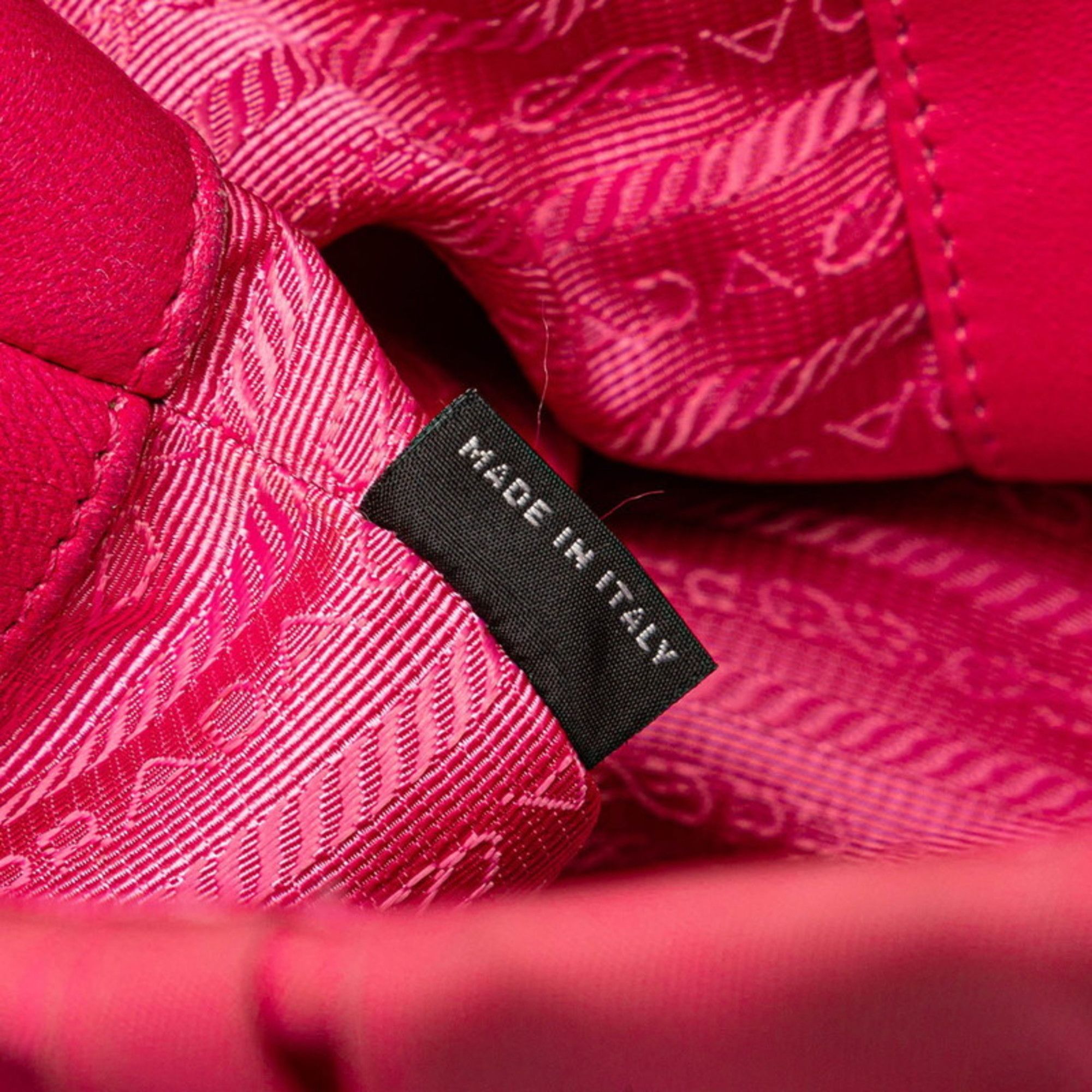 Prada Prada Gaufre handbag Size ONE SIZE - 11 Thumbnail