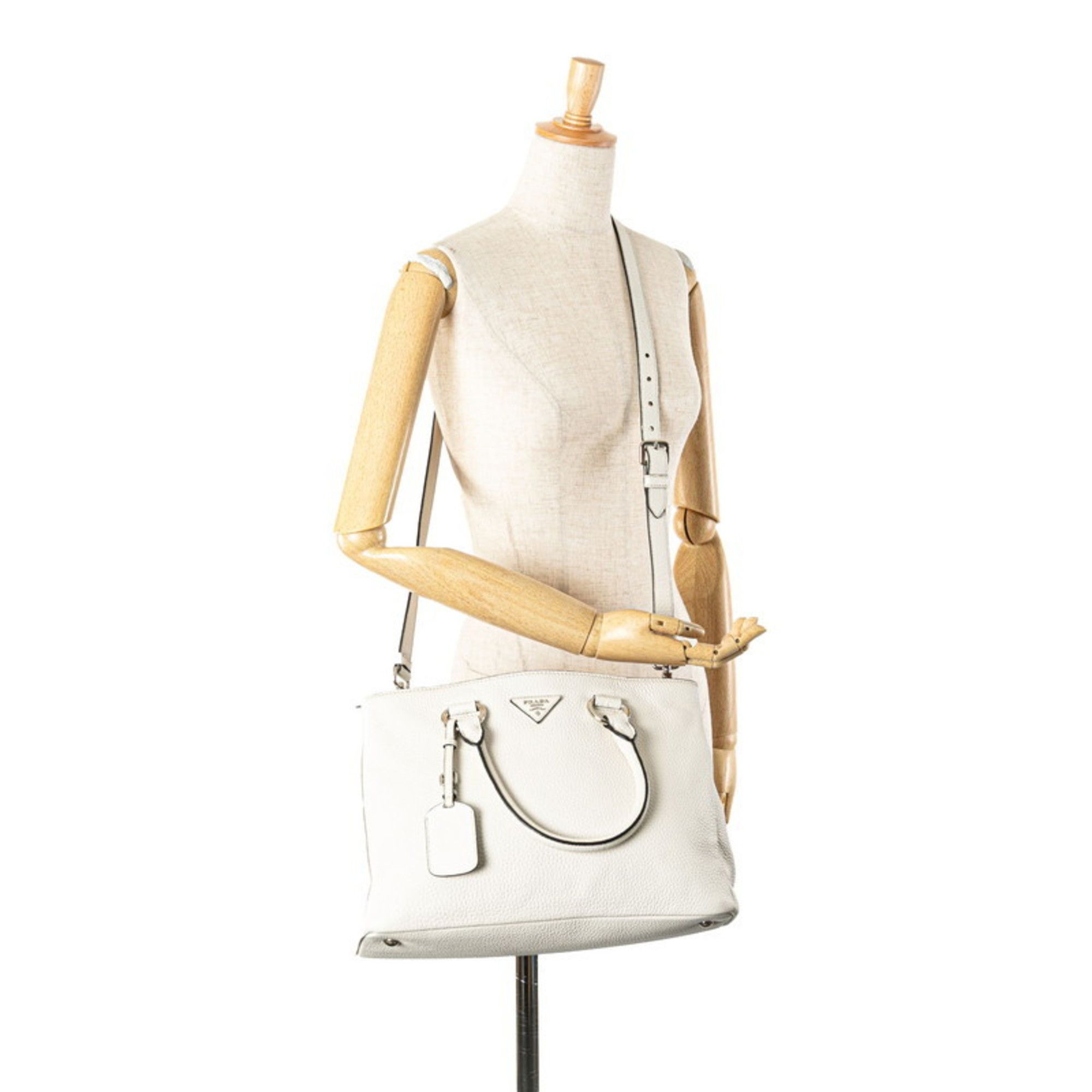 Prada Prada Vitello handbag Size ONE SIZE - 8 Thumbnail