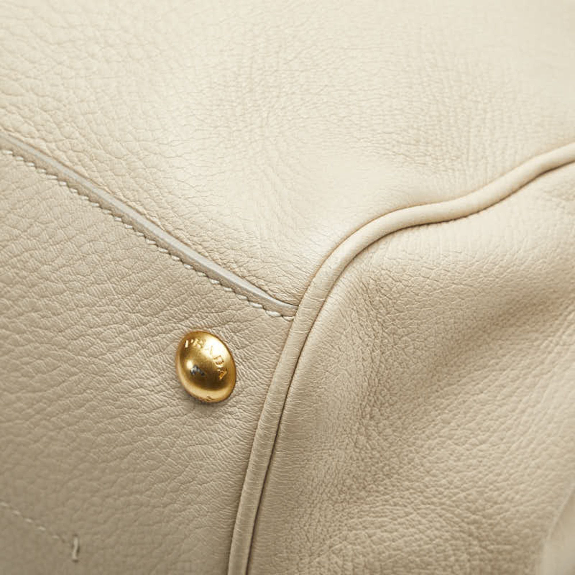 Prada Prada Vitello handbag Size ONE SIZE - 5 Thumbnail