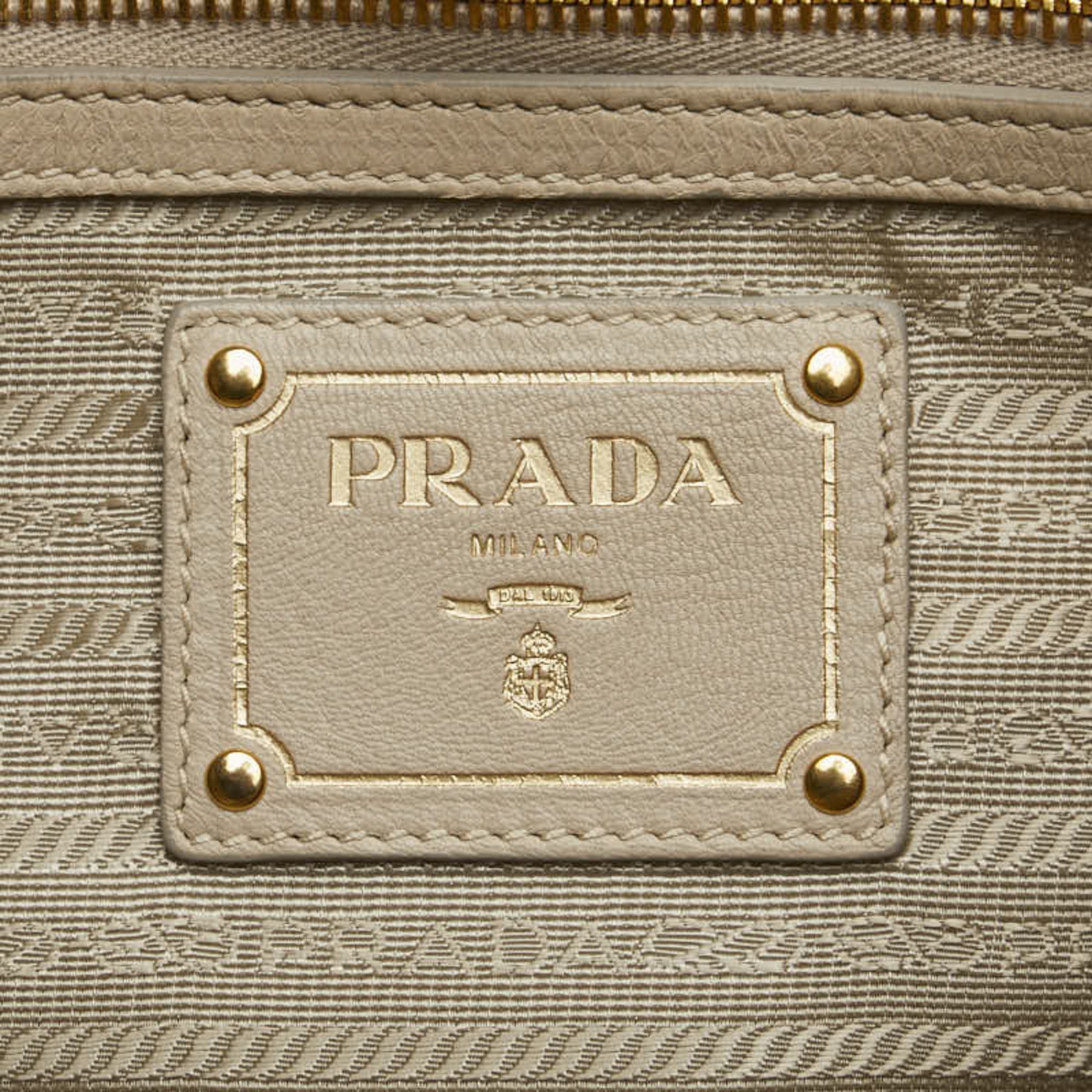 Prada Prada Vitello handbag Size ONE SIZE - 10 Thumbnail