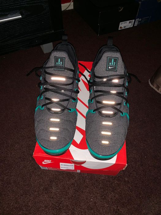 Vapormax plus outlet eagles