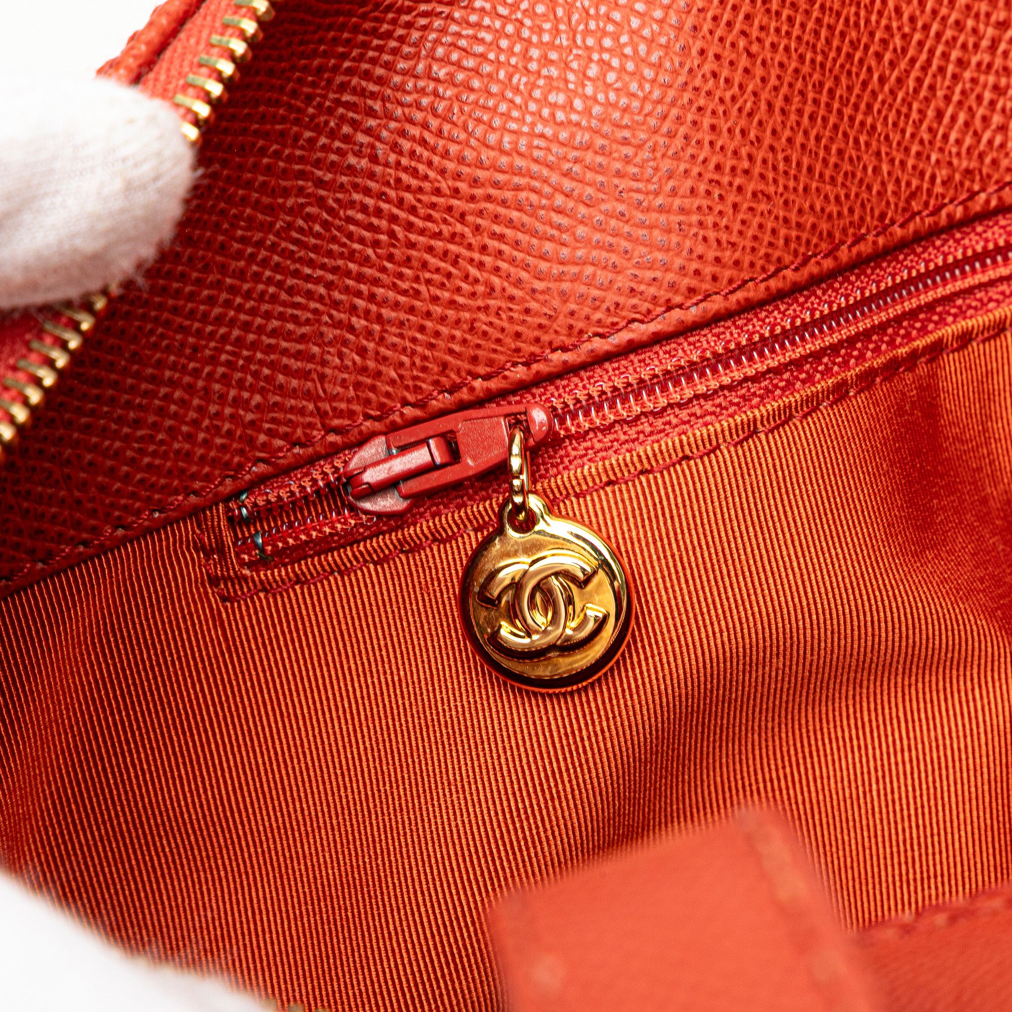 Chanel Chanel Grained Calfskin Tote Size ONE SIZE - 7 Thumbnail