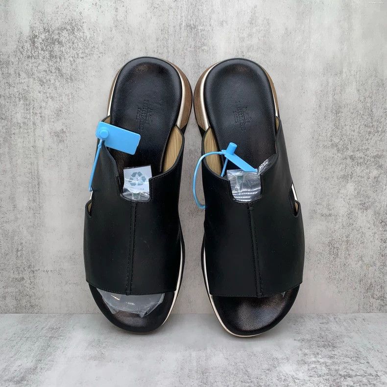 Hermes Hermes Men's Black Slip-On Sandals Size 41 Size US 9 / EU 42 - 6 Thumbnail