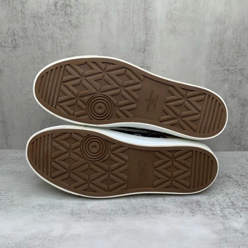 Louis Vuitton Louis Vuitton High-Top Sneakers Size 9 Size US 9 / EU 42 - 7 Thumbnail
