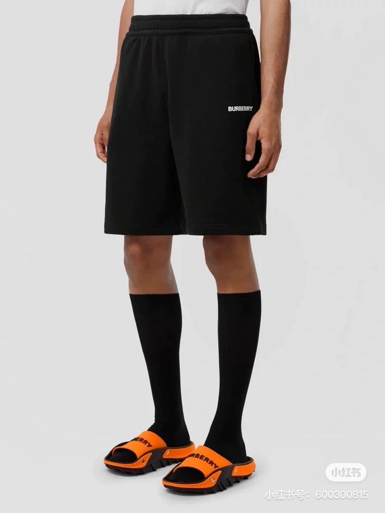 Burberry Burberry Black Logo Shorts Size XL Size US 44 / EU 60 - 4 Thumbnail